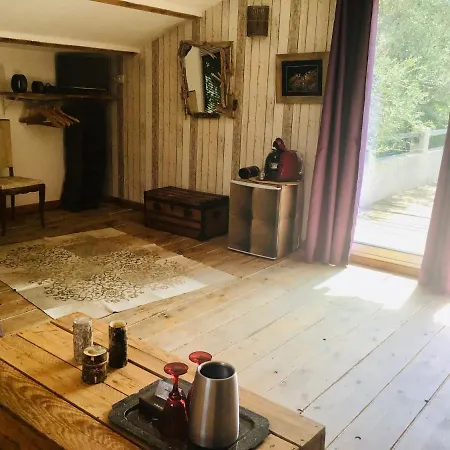 Privee Avec Terrasse *